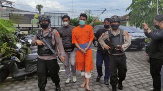 Polisi Tembak Kedua Kaki Pencuri Router WiFi di Ratusan Banjar di Bali, Lihat Tampangnya