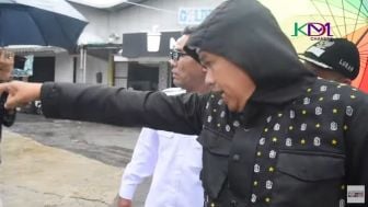 Dedi Mulyadi Marah, Mau Turunkan Alat Berat Bongkar Jalan, Sentil Bupati Anne Ratna Mustika?