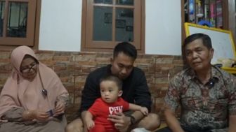 Nekat, Papa Fariz Bawa Nathalie Holscher dan Adzam ke Kedua Orang Tuanya, Minta Restu