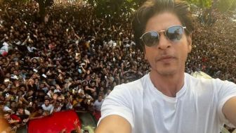 Emak-emak Heboh! Shah Rukh Khan Pingin Jadi Bintang Porno