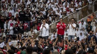 Heboh! Jokowi Sampaikan Ciri-ciri Presiden Harus Rambut Putih, Kode Sokong Ganjar Pranowo?