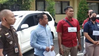 Rahman Cekik dan Jerat Leher Gung Mirah sampai Mati Lemas
