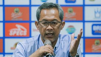 Bahaya! Disalip PSIS Semarang, Pelatih Persebaya Aji Santoso Malah Buta Kekuatan Barito Putera Karena Ini