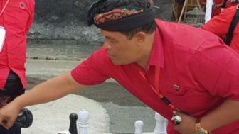 PDIP Bali Memanas, Gerbong Pasek Usung Giri Prasta Calon Gubernur Bali