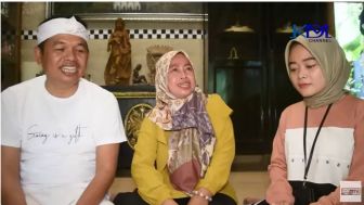 Giliran Kang Dedi Mulyadi Dijodohkan dengan Kades Ini, Sudah Belikan Kacamata Rp2 Juta
