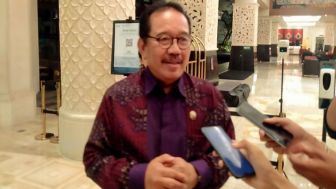 Turis Takut Datang Ke Bali Karena Pasal Kumpul Kebo Disahkan, Wagub Bali: Jumlah Kunjungan Meningkat