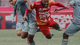 Kalah 1-3 dari Borneo FC, Pelatih Bali United Lakukan Evaluasi Skuadnya