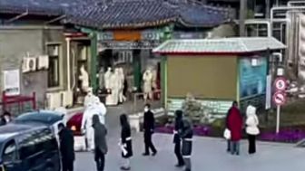 Bikin Pusing, Akhir Tahun Covid Mengganas Lagi di Cina, Jejeran Mayat Antri di Krematorium