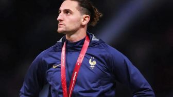 Arsenal dan Tottenham Ajukan Penawaran Untuk Adrien Rabiot hanya dengan 13,5 Juta, Liverpool Juga tertarik