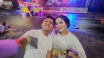 Baru Putus Dengan Happy Asmara, Denny Caknan Pamer Foto Bareng Cewek, Mesra Banget!!