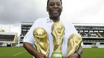 Terungkap! Ternyata ini Alasan Pele Tak Pernah Meraih Ballon d'Or meski Bergelimang Prestasi