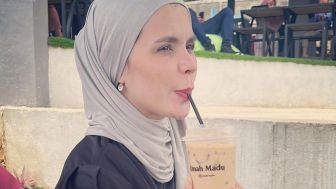 Galang Dana untuk Pengobatan Sang Suami, Istri Indra Bekti Dicibir Netizen
