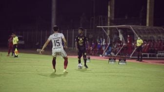 Persib Bandung Gagal Datangkan Kapten Persebaya, Persija Jakarta Sukses Ikat Satu Pilar Bajul Ijo?