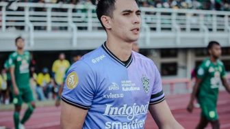 Kiper No 1 Shin Tae yong Kabarnya Tinggalkan Bali United, Persib Bandung dan PSIS Semarang Berminat Angkut Nadeo Argawinata?