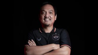 Buka-bukaan! CEO PSIS Semarang Bocorkan Kreteria Pelatih Kepala untuk Carlos Fortes dkk, Keisuke Honda Gagal