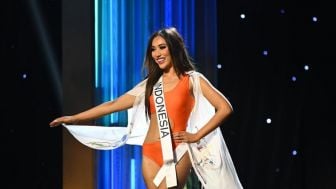 Intip Pesona Putri Indonesia Kenakan Swimsuit Cape di Miss Universe 2023, Laksmi DeNeefe Suardana Usung Keberagaman Indonesia