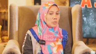 Terjebak, Ibu Norma Risma: Untuk Saat Ini Mudah Mudahan Saya Belum Hamil, Jadi Pernah Wik Wik dengan Rozy Zay Hakiki?