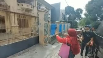 Viral! Seorang Ibu Sebut Rumah Tiko Banyak Aura Negatif Hingga Meraung, Warganet: 'Aura Kasih Ada Ga Bu?'