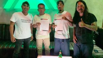 HEBOH! Muncul Paket Panglima Hukum Bali "Ponglik" dan Jrx SID