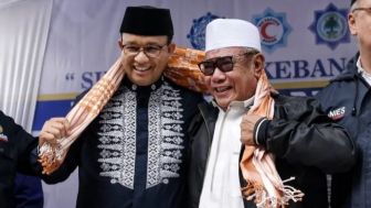 Anies Baswedan Safari Politik ke Lombok, NTB, Disambut Tokoh Agama Islam Paling Berpengaruh di Bumi Gora, Ini Sosoknya