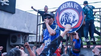 Dualisme Arema, Terjadi Juga di Suporter Aremania?