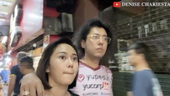 Kaget Gak tuh!? Denise Chariesta Hunting Makanan Bareng Temen, Netizen: 'Saya Kok Rada-rada Feeling Mereka Udah...'