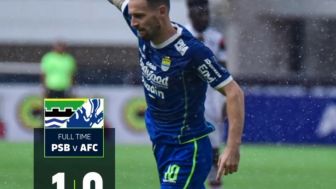 Marc Klok Pahlawan Kemenangan Persib Bandung atas Arema FC, Luis Milla Tatap Sembilan Laga Sisa