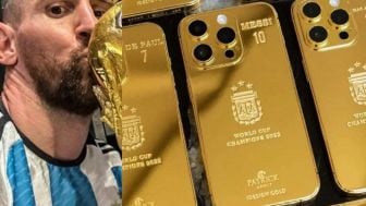 Wow! Lionel Messi Bagi-bagi iPhone Berlapis Emas ke Rekan di Timnas Argentina