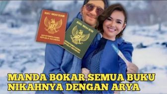 CEK FAKTA: Amanda Manopo Bongkar Buku Pernikahannya dengan Arya Saloka, Benarkah?