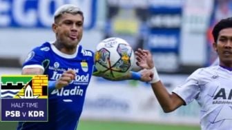 Komplit! Persib Bandung Dihajar Persik Kediri, Luis Milla, Ciro Alves hingga Stadion Disorot