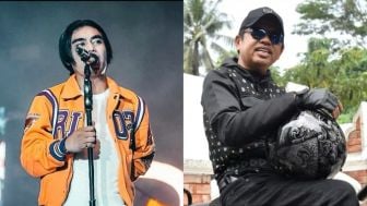 Bersama Charly Setia Band, Kang Dedi Mulyadi Buat Histeris Emak-emak karena Ini