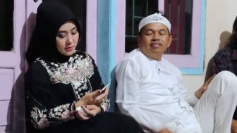 Kang Dedi Mulyadi dan Gita KDI Saling Puji Setelah 14 Tahun Tak Bertemu, Begini Awal Pertemuan KDM dengan Sang Biduan