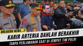 CEK FAKTA: Arteria Dahlan Pasrah saat Dijemput Tim Polri, Karirnya Berakhir, Jenderal Listyo Sigit Langsung Turun?