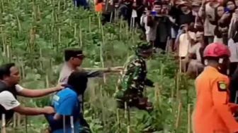 Sadis! Mbah Slamet, Dukun Pengganda Uang Diduga Bunuh Puluhan Orang: Polisi Temukan Sebelas Kuburan