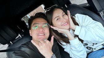 Waduh! Tante Boy William Sebut Restu Ibu untuk Ayu Ting Ting Cukup Sulit