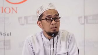 Terbongkar! Ustadz Adi Hidayat: Kebersihan Sebagian dari Iman Itu Hadis Palsu