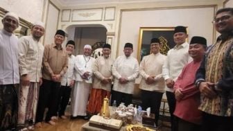 Support System Semakin Erat Sertai Anies Baswedan di Hari Raya Idul Fitri, Warganet Unggulkan Anies Baswedan di 2024?