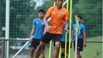 Resmi Dilepas PSIS, Yofandani Damai Pranata Menuju Persebaya, Aji Santoso CS Akan Poles Potensi Kiper yang uyga TNI AU Itu? Rumor Transfer