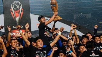 Dirumorkan Akan ke PSIS Semarang, Eks Kiper Persib Bandung Malah Ngaku Kerasan di Klub Barunya