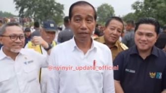 Sindiran Jokowi Saat Lalui Jalan di Lampung, Reaksi Gubernur Lampung Cengengesan, Netizen: Gak Kesindir Tuh