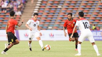 Gegara Alfeandra Dewangga? Pemain Timnas U22 'Diharamkan' Main Medsos, Sanksi Menanti!