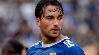 Ezra Walian Buang Sial? Intip Penampilan Baru Striker Persib Bandung, Begini Kata Bobotoh