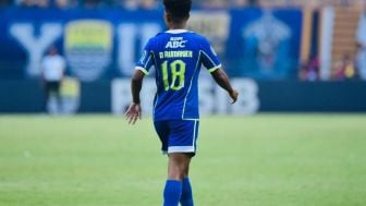 Dilepas Persib Bandung, Bek Rp1,74 Miliar ini Dikabarkan Berlabuh ke PSIS Semarang