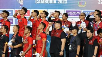 Pesan Menyentuh Indra Sjafri Usai Raih Emas di SEA Games Kamboja, Pratama Arhan hingga Asnawi Mangkualam Kompak Berikan Ini