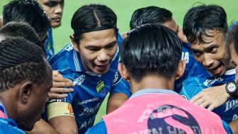 Persib Bandung Resmi Lepas 4 Pemain Andalan Demi Kepentingan Lain, Marc Klok Cs Tinggalkan Ciro Alves David da Silva dkk