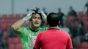 Terkuak! Masa Lalu Kiper Persebaya Ernando Ari, Akui Pernah Jadi Tukang Angkat Gas Elpiji, Begini Katanya