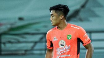 Beda dengan Marselino Ferdinan, Kiper Persebaya Ernando Ari Sampaikan Keinginan jika Tak Main Bola