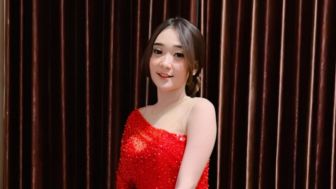 Profil Difarina Indra, Penyanyi Dangdut Mirip Livy Renata Yang Alami Kecelakaan Di Tol Jombang Mojokerto