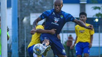 Pemain Asing Persib Belum Lengkap dalam Latihan, Luis Milla Bicara Keharusan