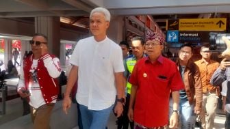 Tiba di Bandara Bali, Capres Ganjar Pranowo Dijemput Gubernur Wayan Koster, Berikut Agendanya